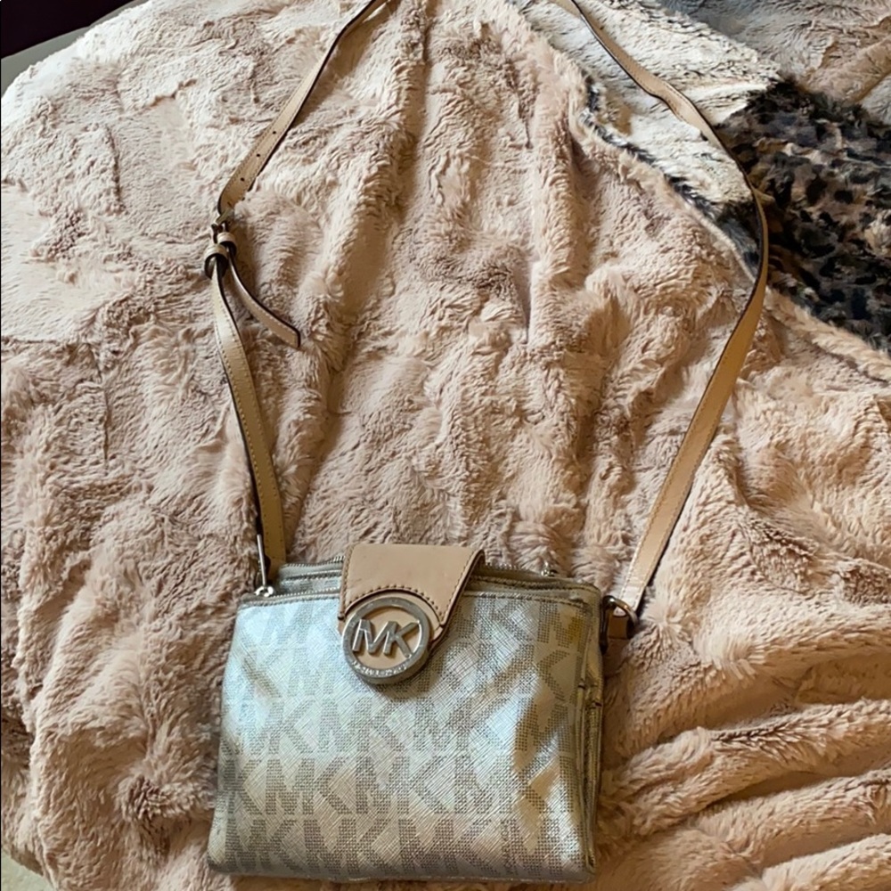COPY - Mk crossbody